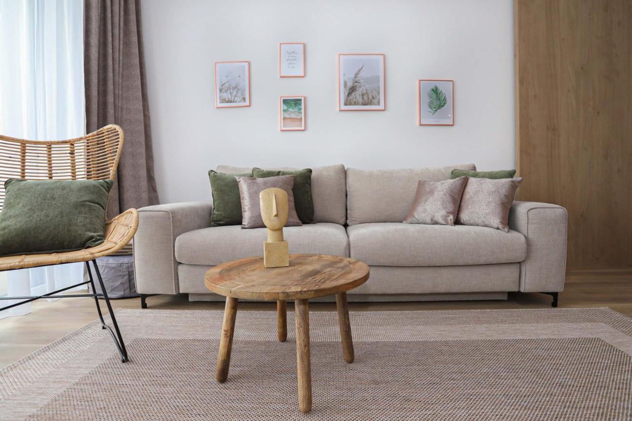 Platan Beach Apartman With Lakeview บาลาตงโบกลาร์ ภายนอก รูปภาพ